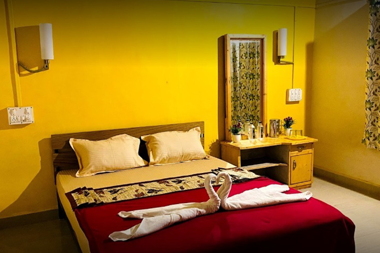 Jungle Bell River Resort Dandeli
