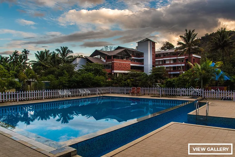 Jungle resort package in Dandeli