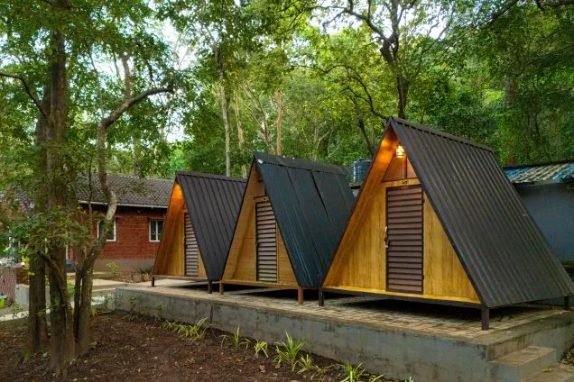 A-frame tents at Jungle View Cottage Dandeli, Pradhani